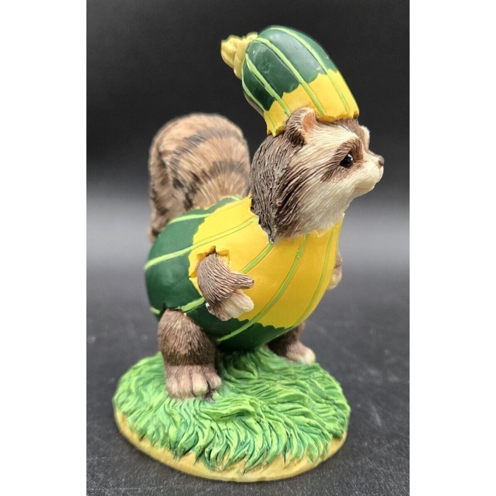 Charming Tails REGINALD'S GOURD COSTUME Raccoon Figurine Signed DEAN GRIFF - Picture 6 of 12